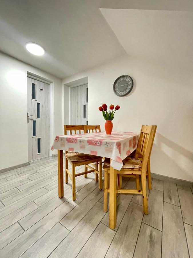 Apartman Klaudia 루좀베로크 외부 사진