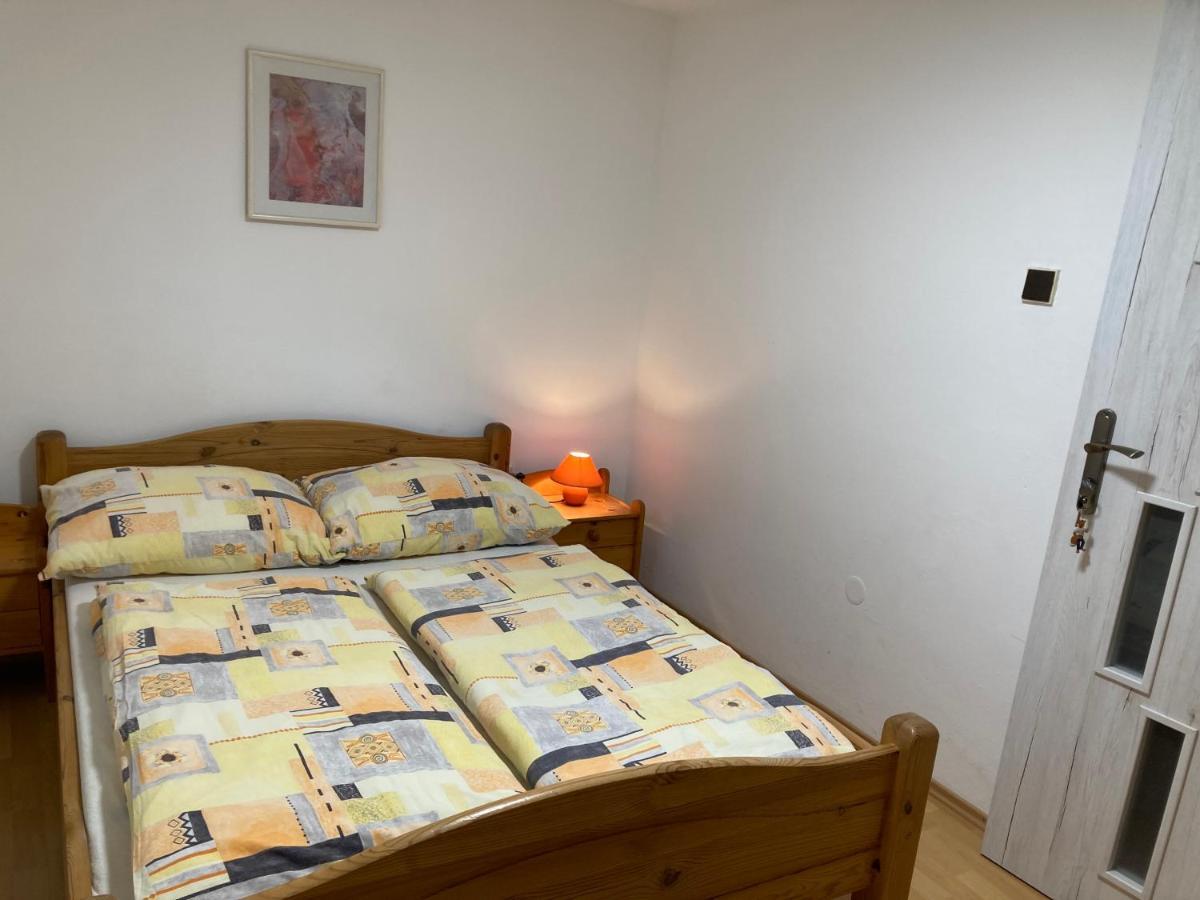 Apartman Klaudia 루좀베로크 외부 사진